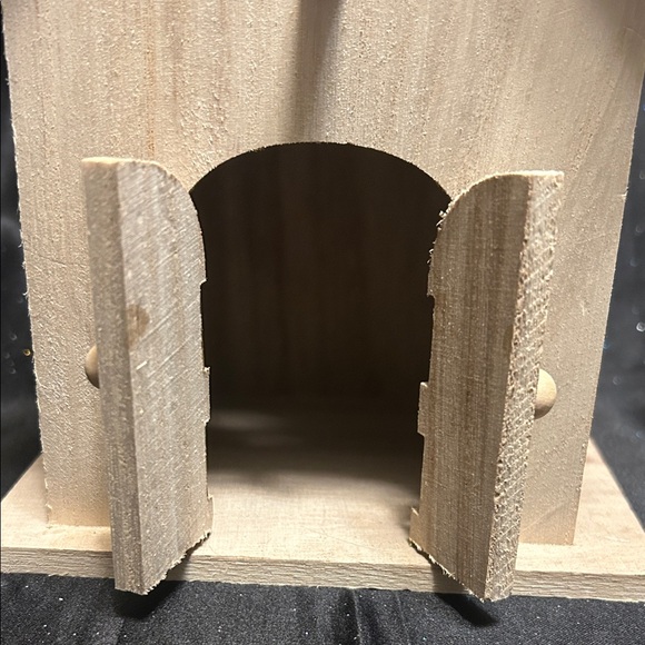 Natural Wood Church & Lighthouse Birdhouse Decor Bundle (LC) - Picture 2 of 11